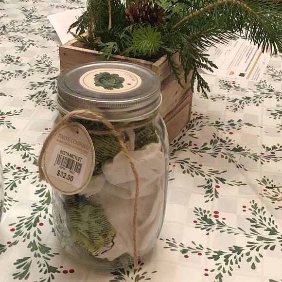 Apron organically designed LETTUCE. NWT - Picture 4 of 4